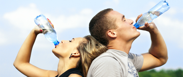 beber agua 600x253