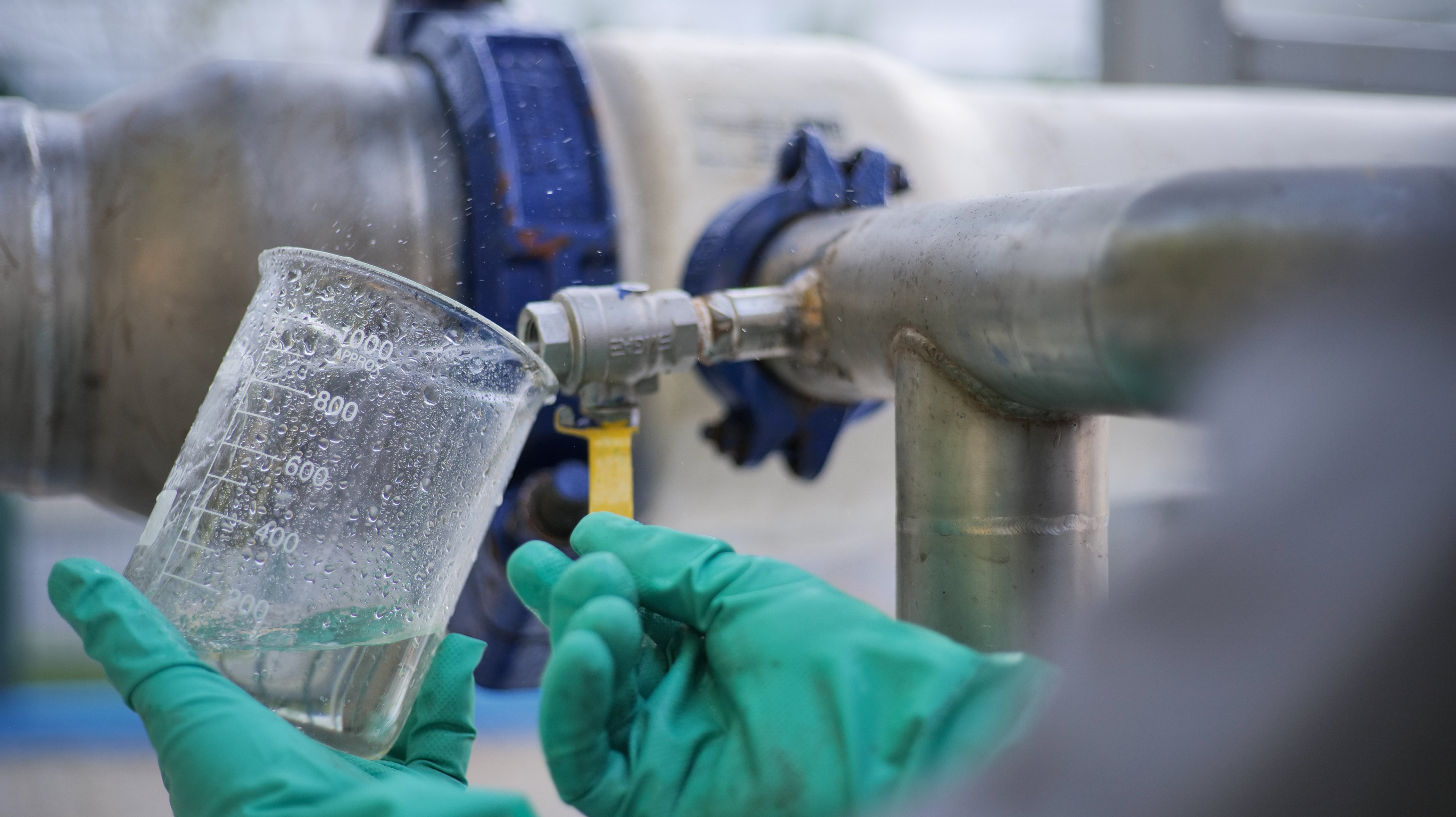 post.featured_image_alt_text